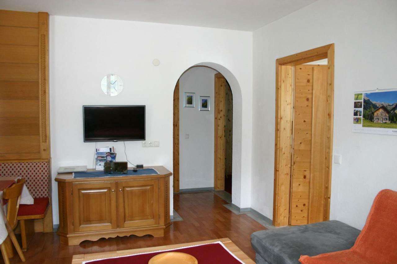 Ferienwohnung Christina Gundolf Wenns Exterior foto